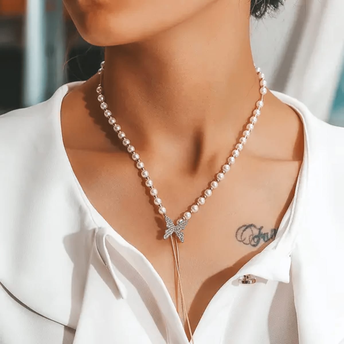 Elegant Pearl Butterfly Necklace – Dainty Adjustable Chain
